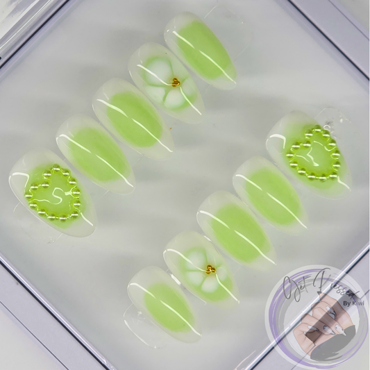 Pistachio Bloom